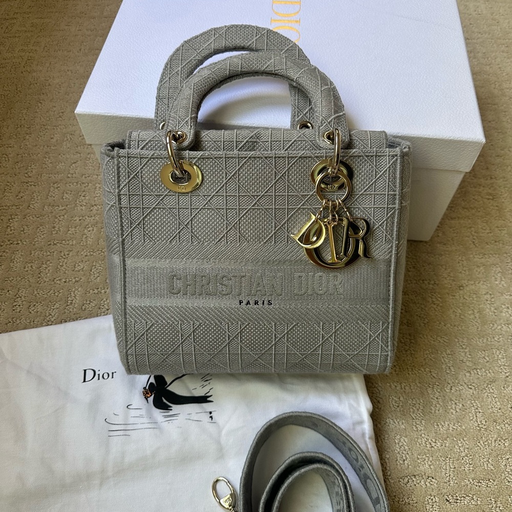 Dior Lady D-lite Gray Cannage medium size